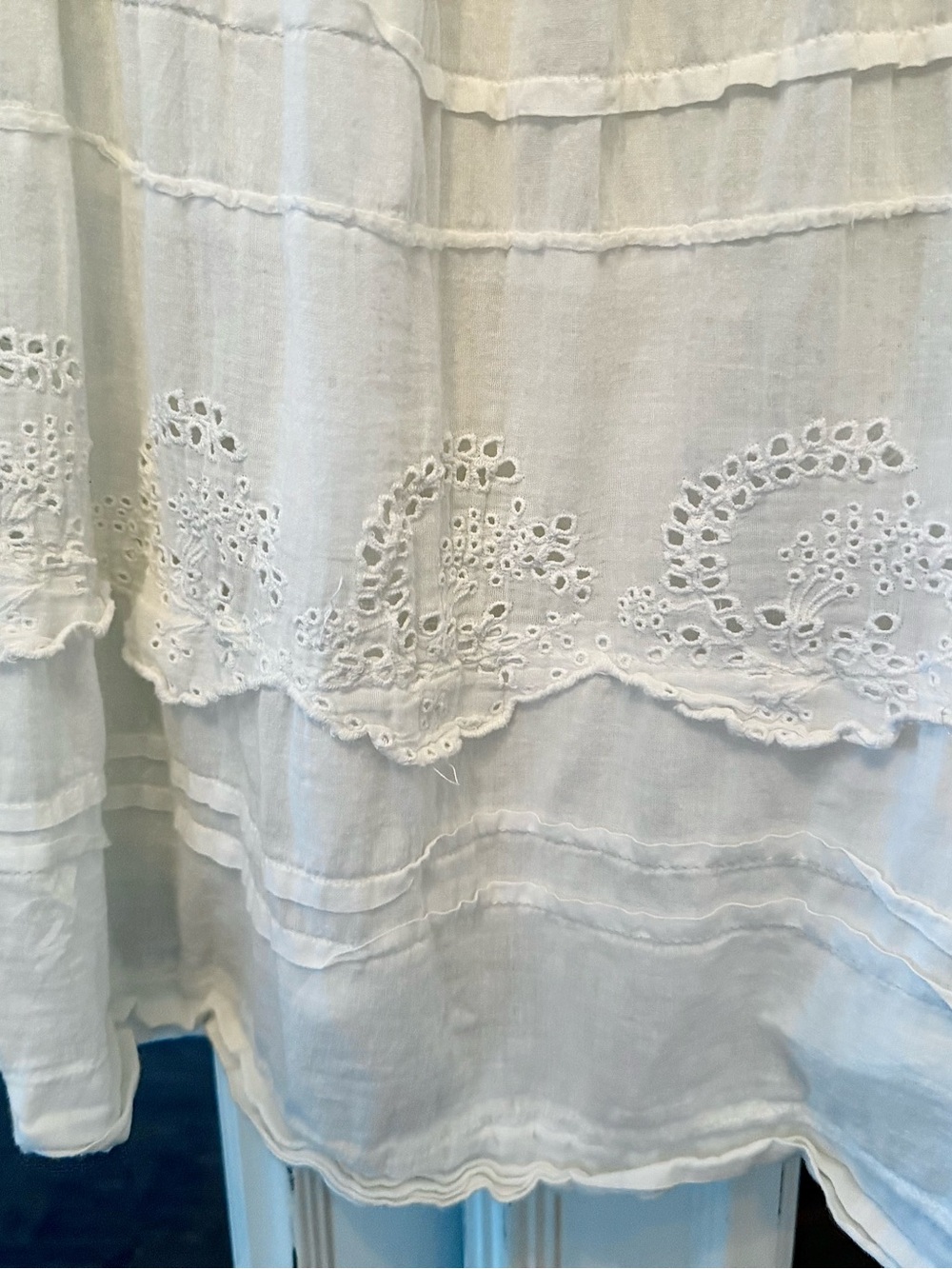 Magnolia Pearl Top - Picture 5 of 7